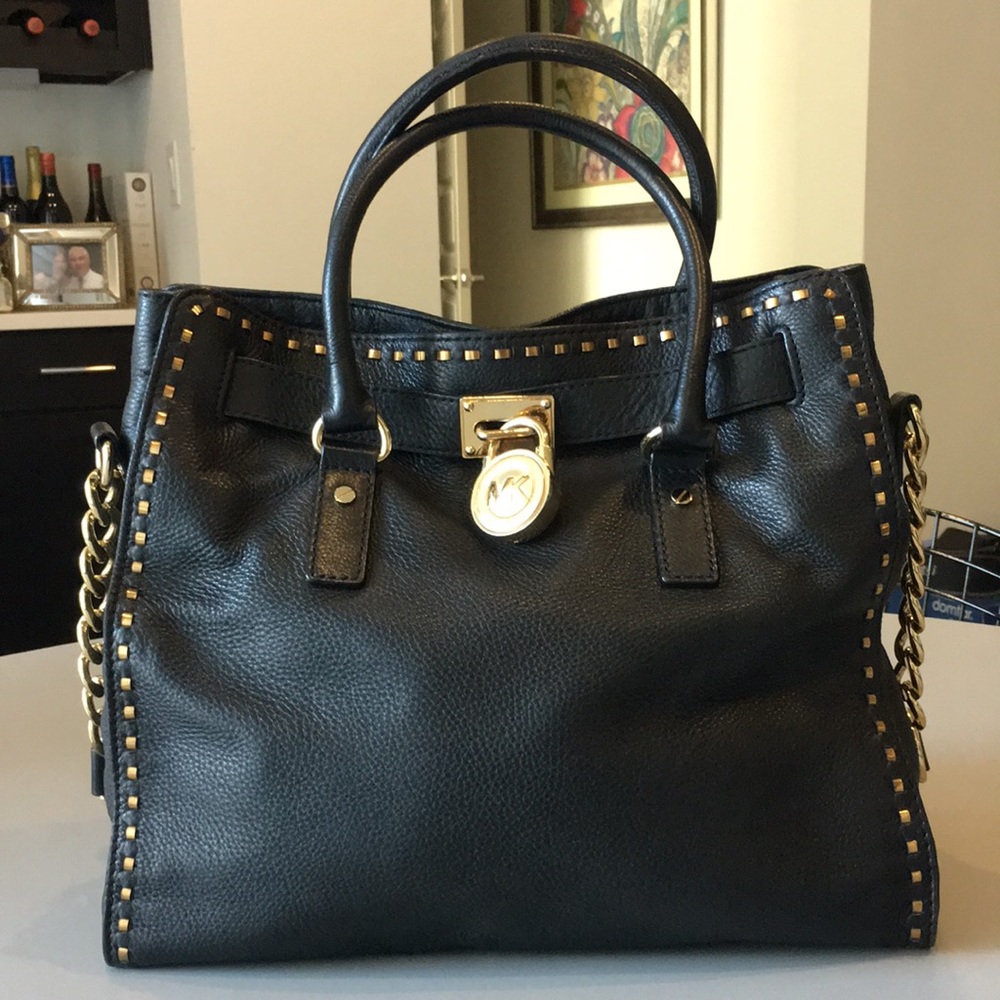 Michael Kors Retired Black Leather Handbag (Includes dust bag) - Picture 1 of 13